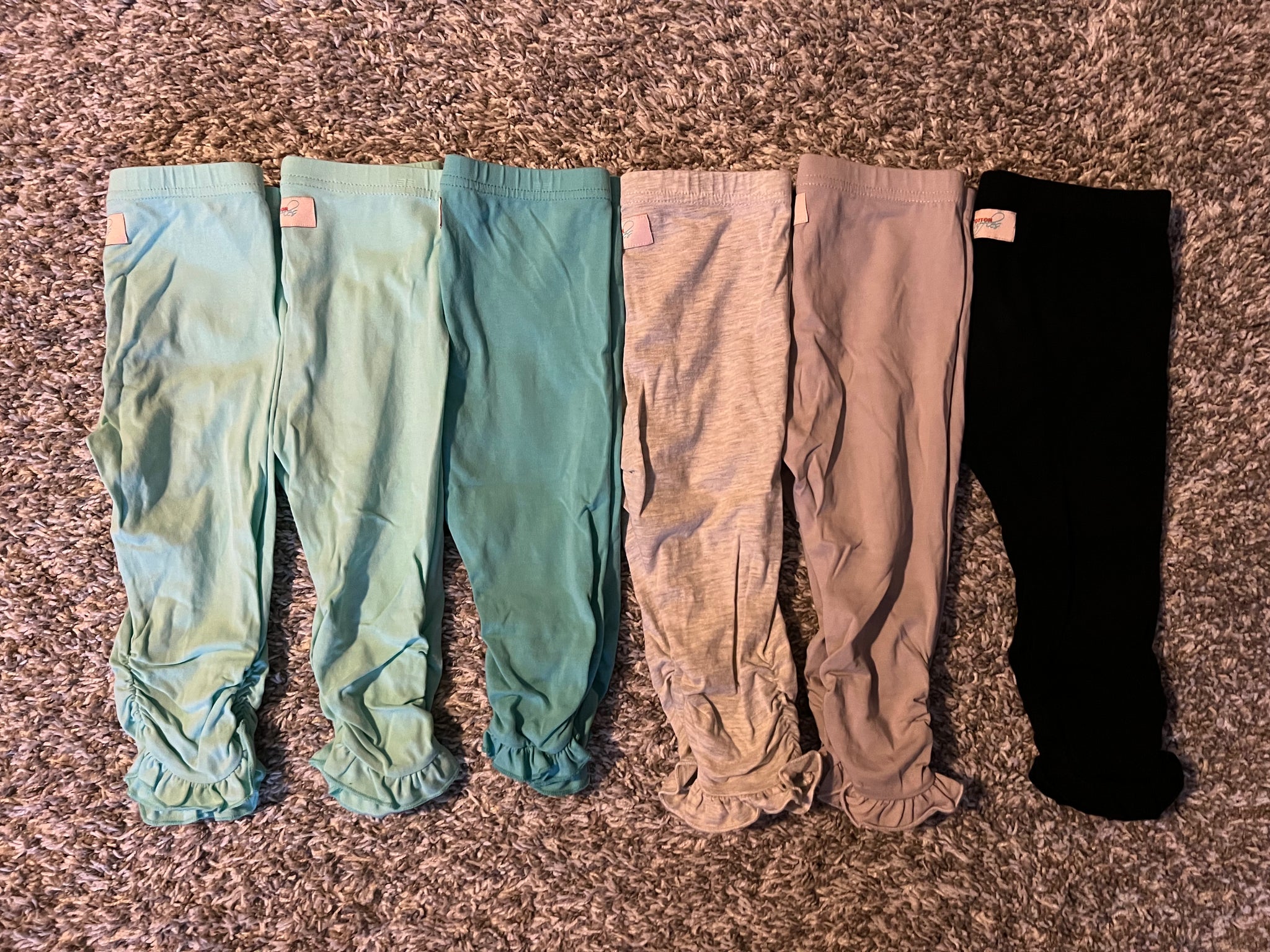 Ruched Capri Leggings Size 4